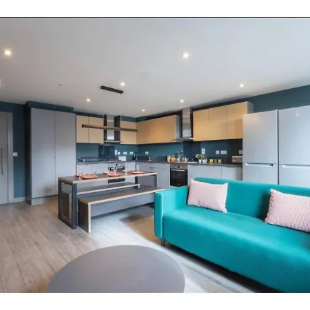 Joivy Affordable Dublin Thomas Street - Adults Only Apartment Exterior photo