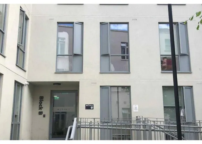 Joivy Affordable Dublin Thomas Street - Adults Only